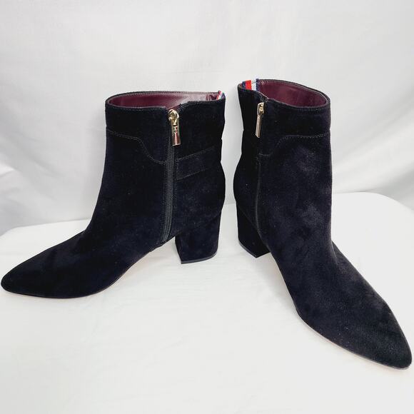 Tommy Hilfiger Hazelle Black  Almond Toe Chunky Heel Side Zip Ankle Boots 9M - Picture 7 of 12